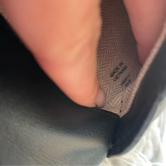 Tory Burch Black Lambskin Leather Convertible Kira Chevron Clutch Logo Bag EUC - Picture 11 of 12